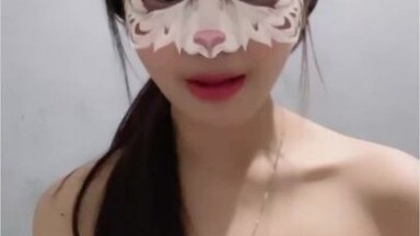 Kirana ABG Cantik Bahenol Live - Bokep Indo Terbaru