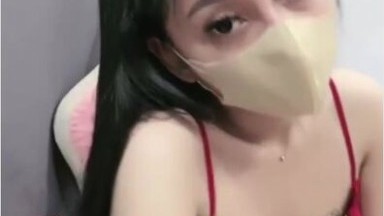 Kak Micu Tocil Joget Telanjang Dada Bening Nih New Host - Bokep Indo Terbaru